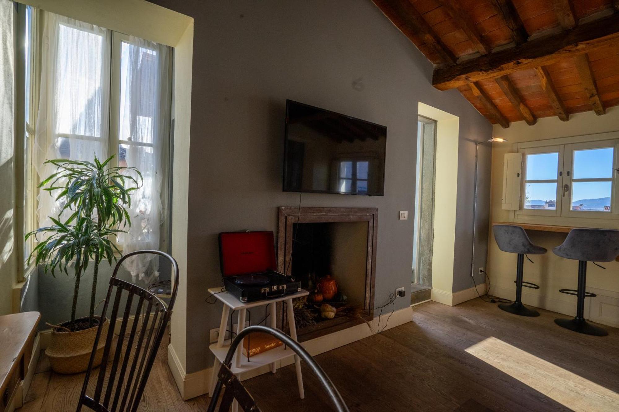 Bed and Breakfast Palazzo Rocchi - Residenza D'Epoca Лукка Экстерьер фото