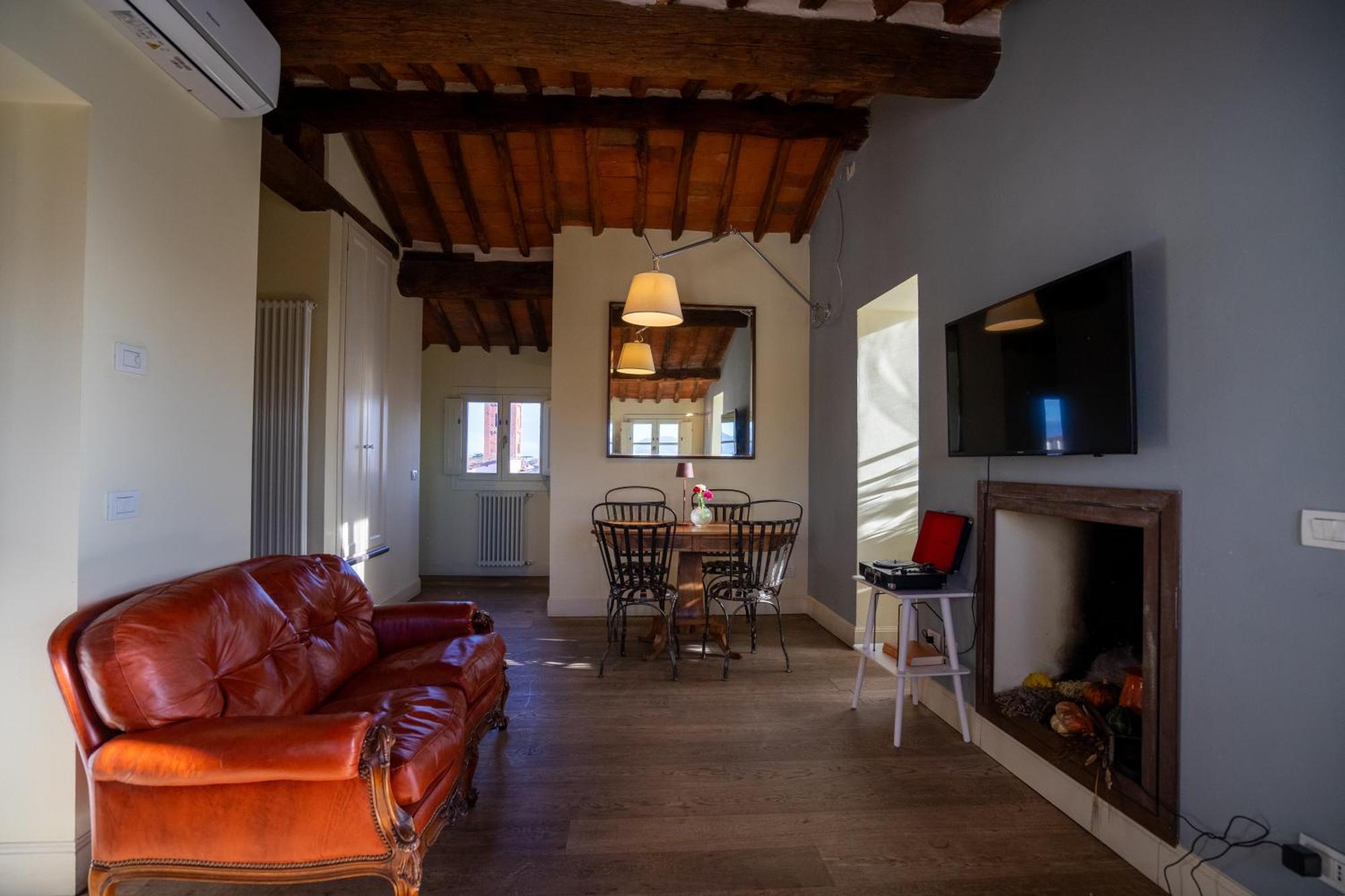 Bed and Breakfast Palazzo Rocchi - Residenza D'Epoca Лукка Экстерьер фото