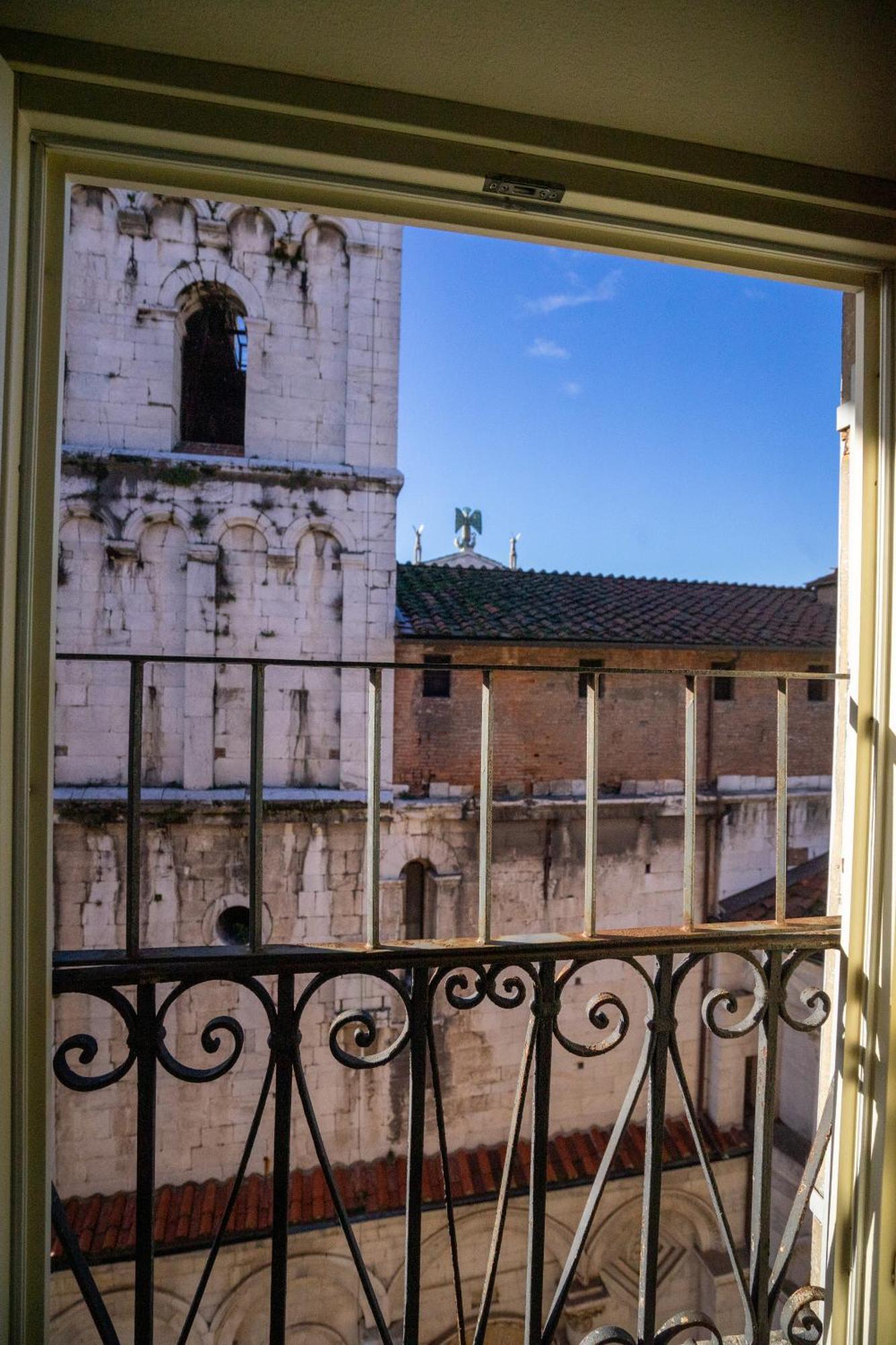 Bed and Breakfast Palazzo Rocchi - Residenza D'Epoca Лукка Экстерьер фото