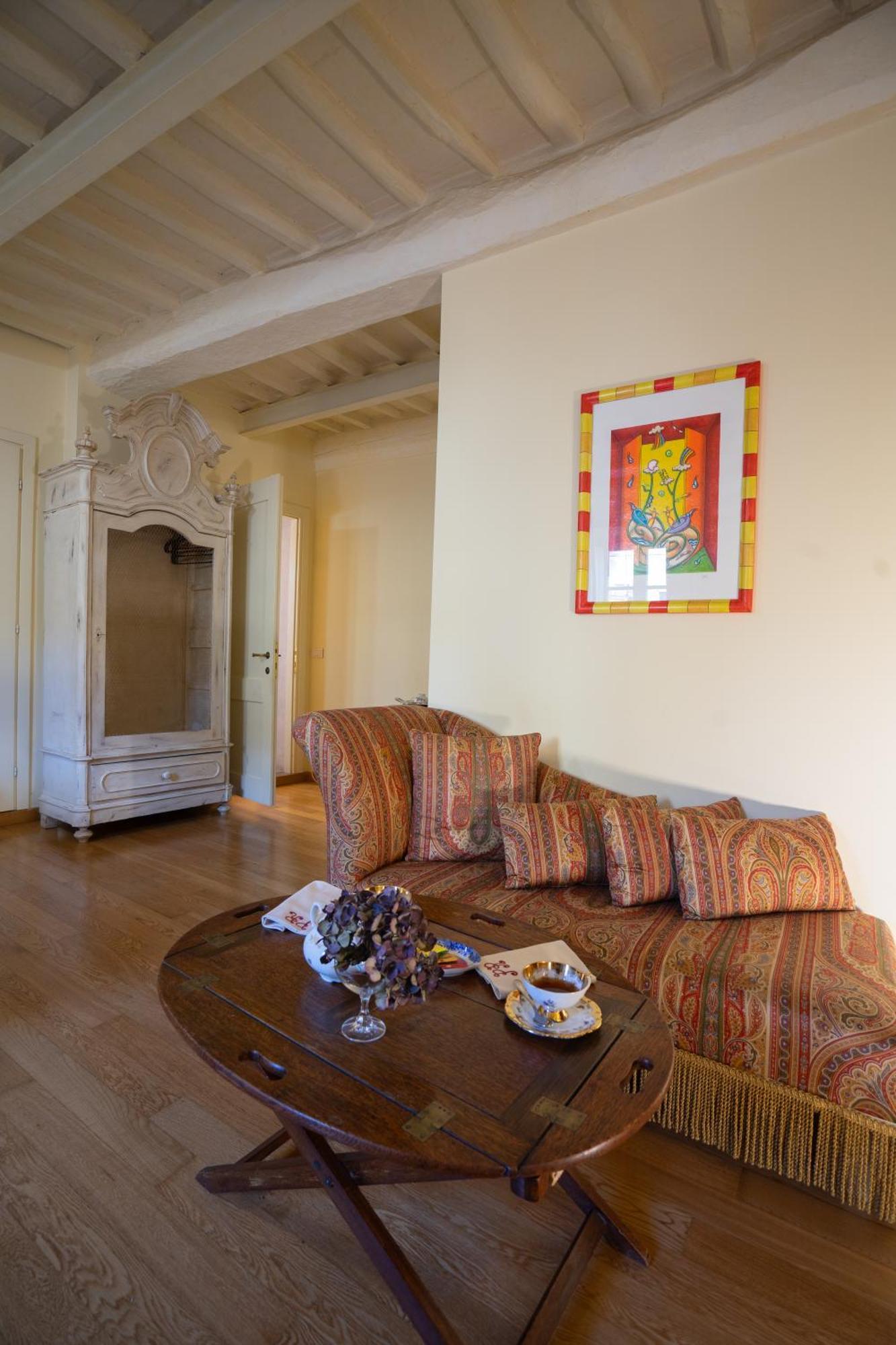 Bed and Breakfast Palazzo Rocchi - Residenza D'Epoca Лукка Экстерьер фото