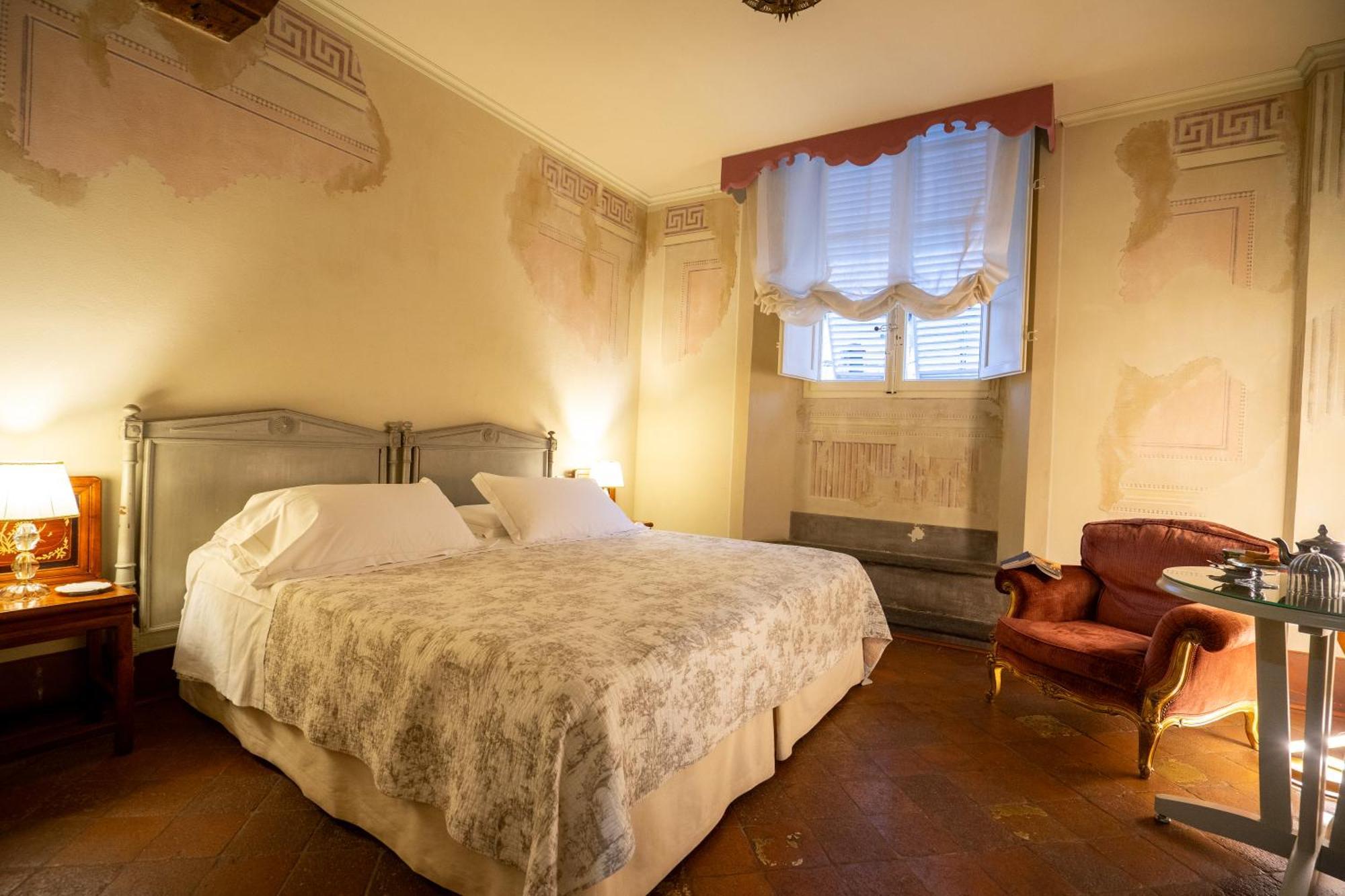 Bed and Breakfast Palazzo Rocchi - Residenza D'Epoca Лукка Экстерьер фото