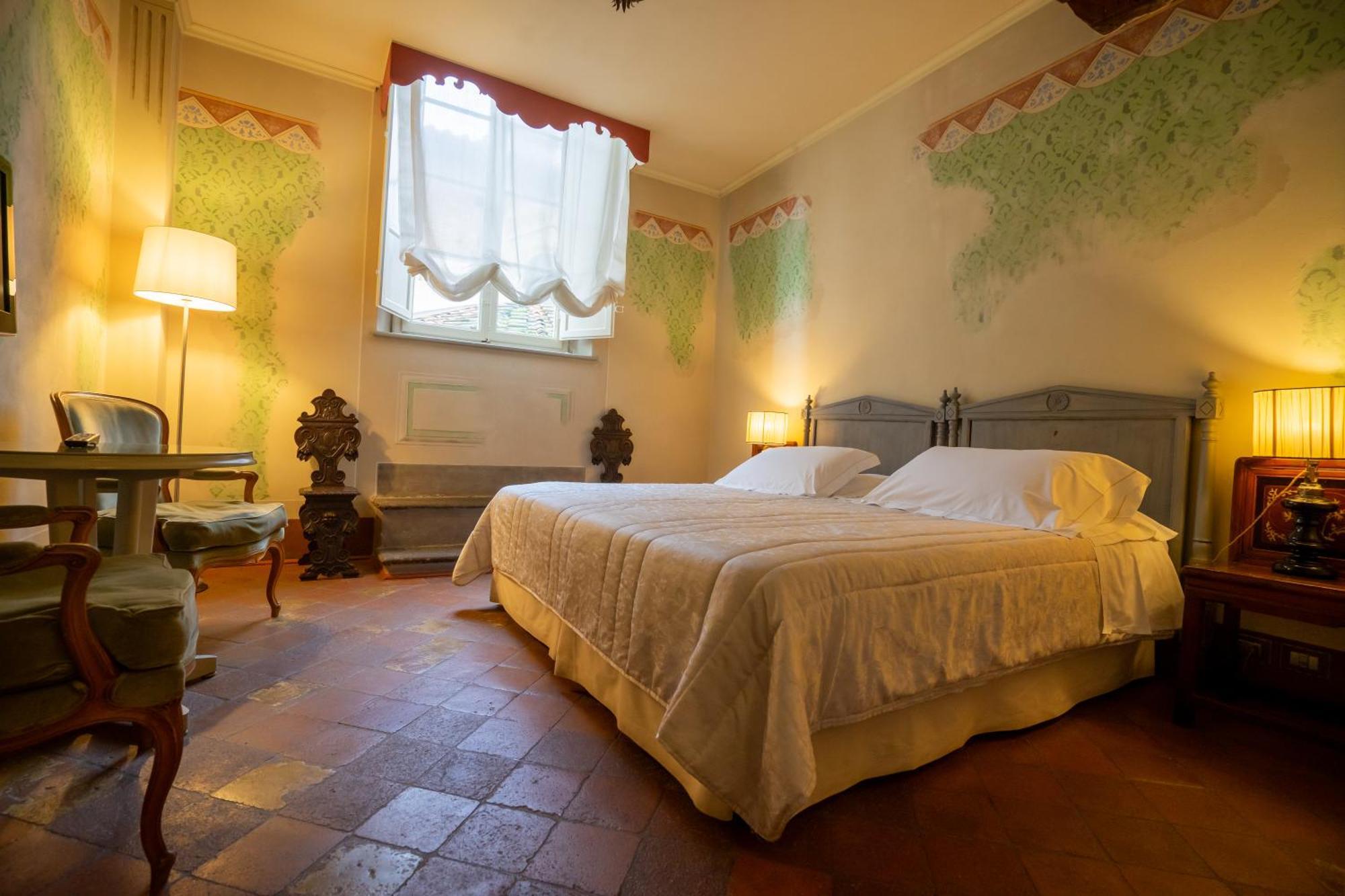Bed and Breakfast Palazzo Rocchi - Residenza D'Epoca Лукка Экстерьер фото