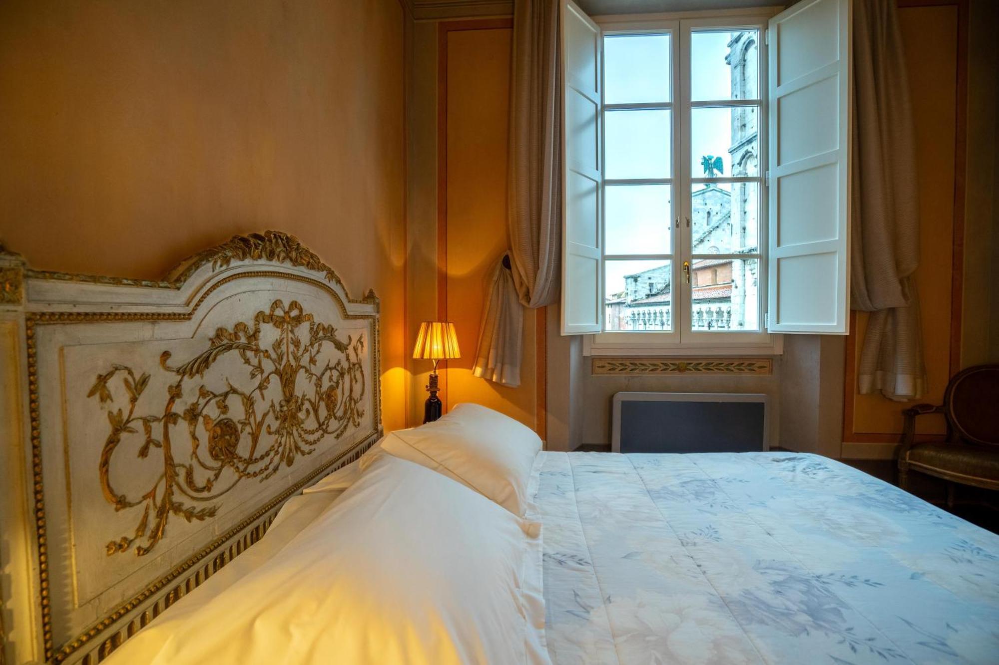 Bed and Breakfast Palazzo Rocchi - Residenza D'Epoca Лукка Экстерьер фото